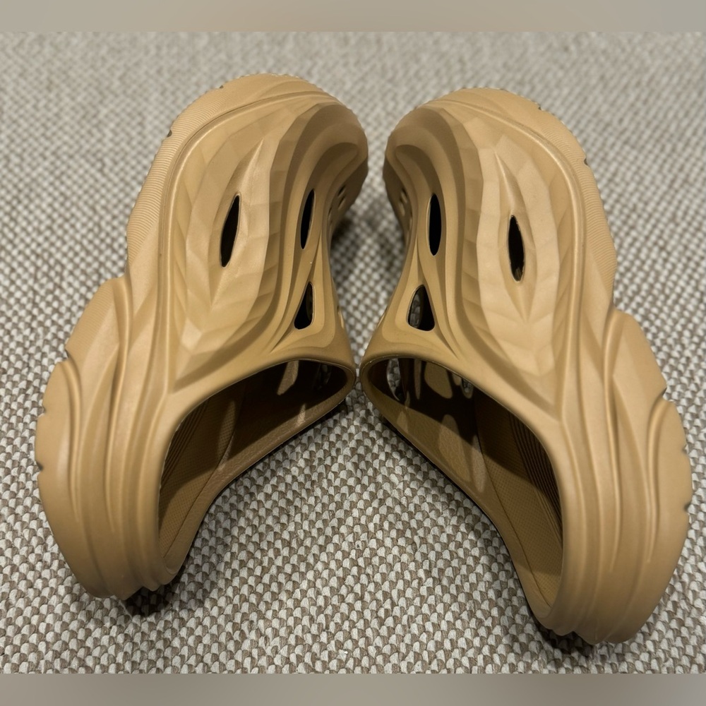 HOKA ONE ONE Ora Recovery Mules - Picture 5 of 16